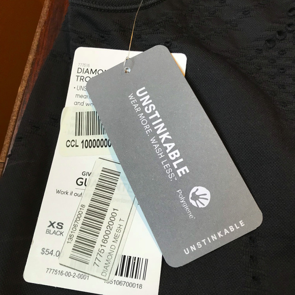 Athleta Diamond Mesh Trophy Tank - Picture 5 of 7